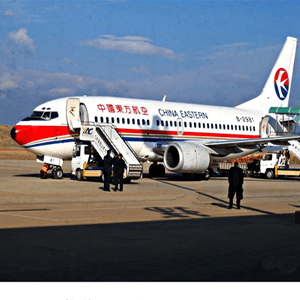 西昌青山机场快运航空快运业稳步发展的原因是什么？